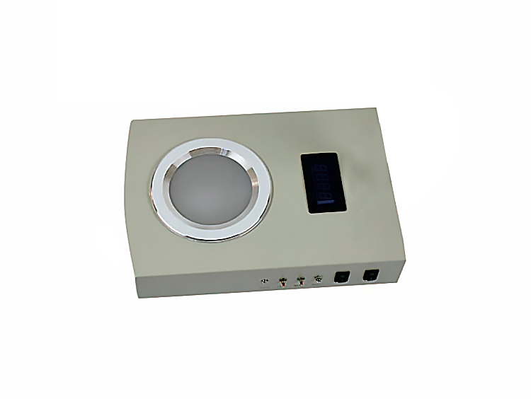 本儀器可減輕實驗人員的勞動強度，提高工效，提高工作質(zhì)量，廣泛用于食品、飲料、藥品、生物制品、化妝品、衛(wèi)生用品、飲用水、生活污水、工業(yè)廢水、臨床標(biāo)本中細菌數(shù)的檢驗。是各級防疫站、環(huán)境監(jiān)測站、食品衛(wèi)生監(jiān)督檢驗所、醫(yī)院、生物制品所、藥檢所、商檢局、食品廠、飲料廠、化妝品廠、日化廠及大專院校、科研單位實驗室的常備儀器。